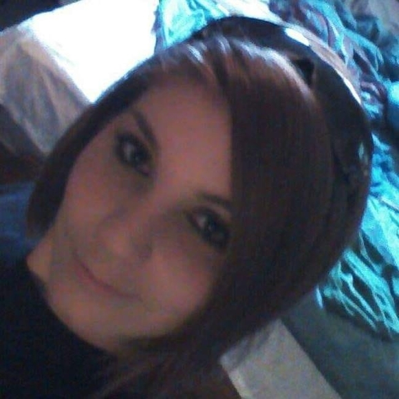 Meet your Posher, Cheri - Picture 1 of 1